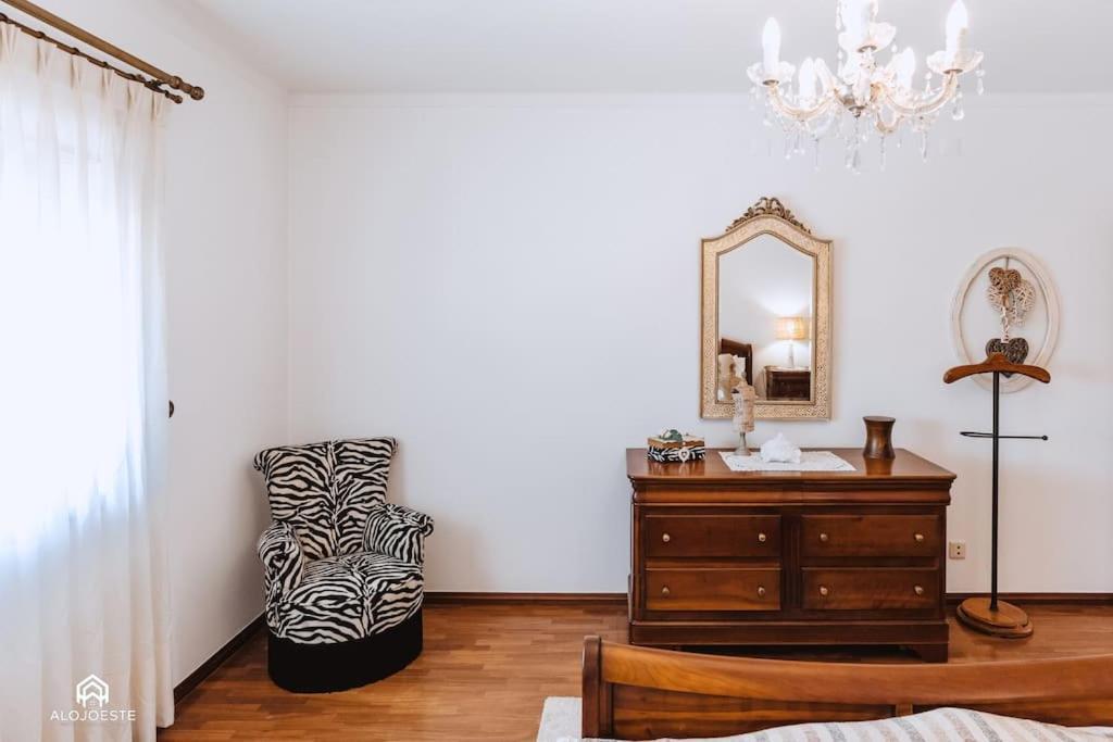 Casa Do Patio - 3 Bedrooms, Ponte Rol Торреш-Ведраш Экстерьер фото