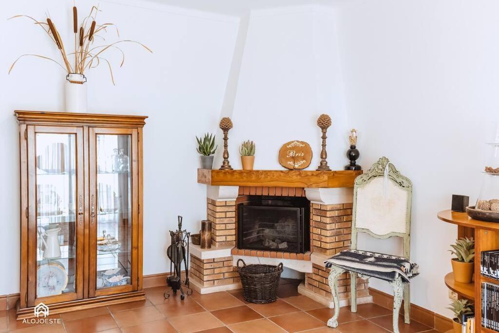 Casa Do Patio - 3 Bedrooms, Ponte Rol Торреш-Ведраш Экстерьер фото